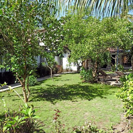 Oasis Villas Gili Trawangan Extérieur photo