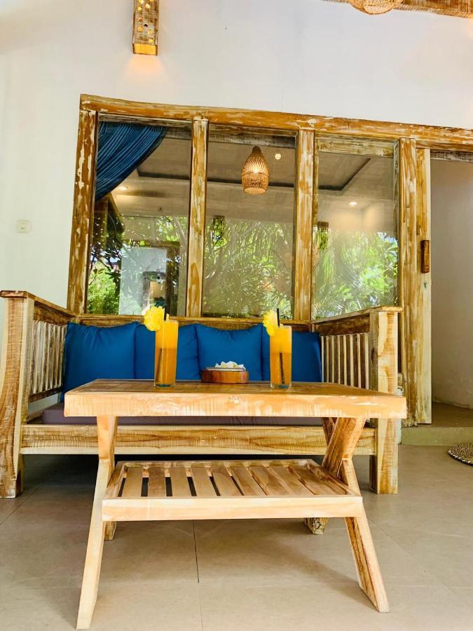 Oasis Villas Gili Trawangan Extérieur photo