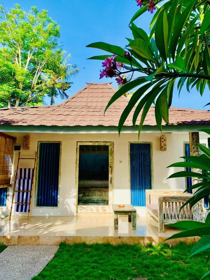 Oasis Villas Gili Trawangan Extérieur photo