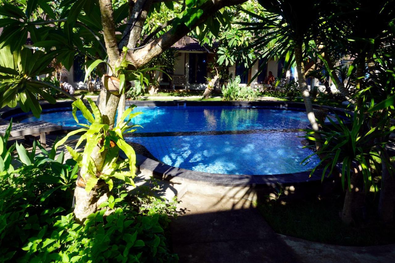 Oasis Villas Gili Trawangan Extérieur photo