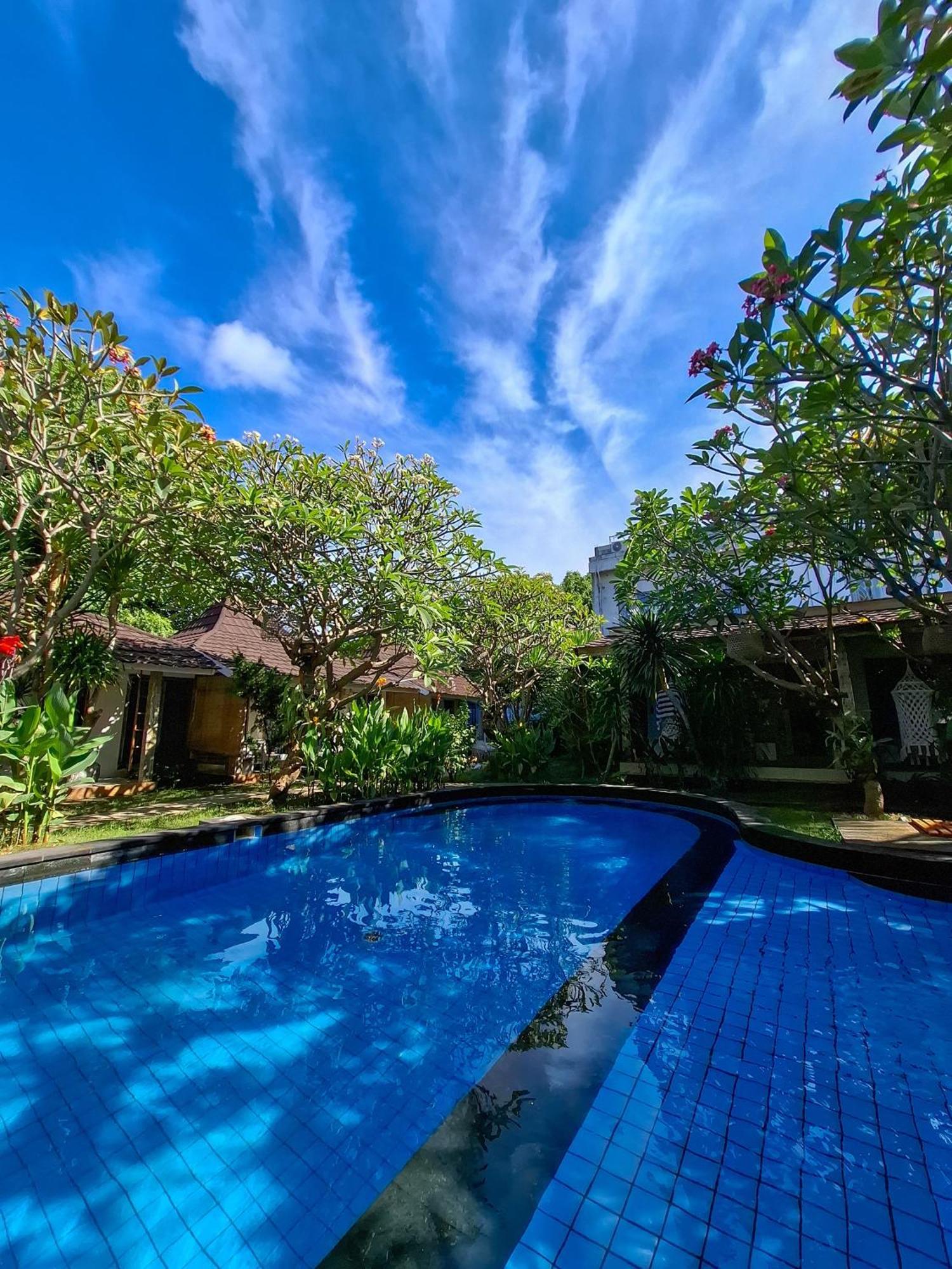 Oasis Villas Gili Trawangan Extérieur photo